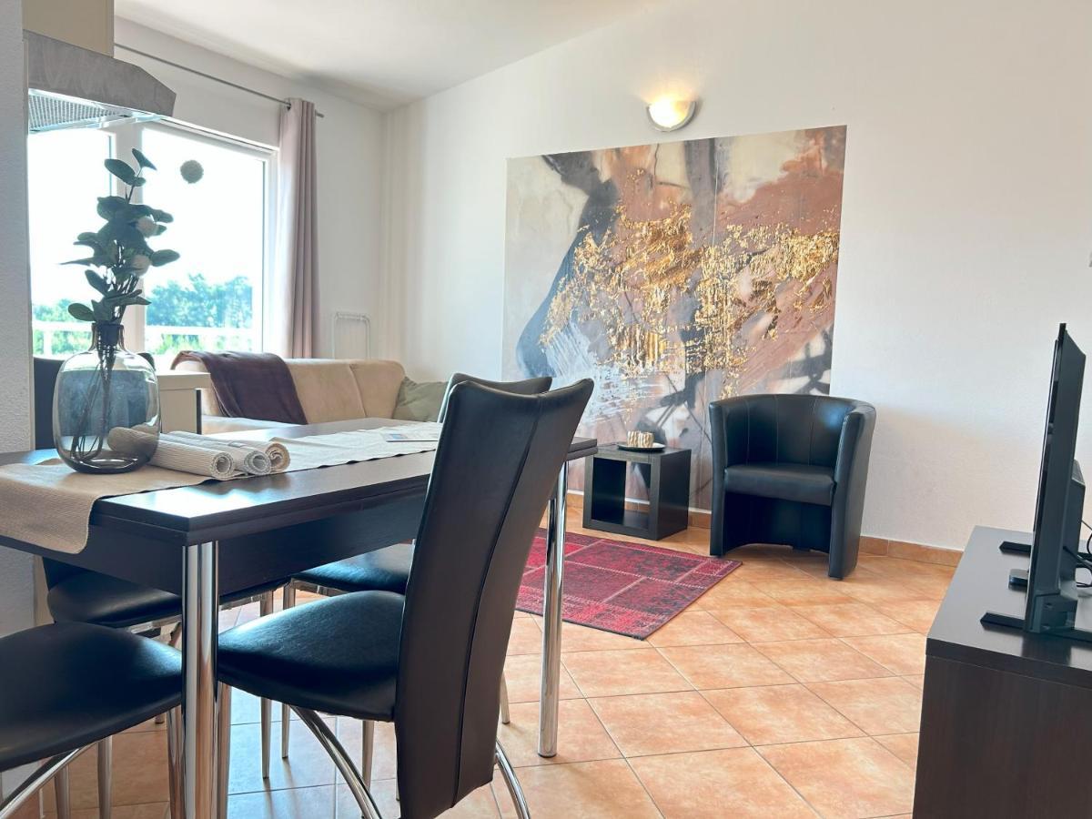 Apartments Antonella Trogir Bagian luar foto