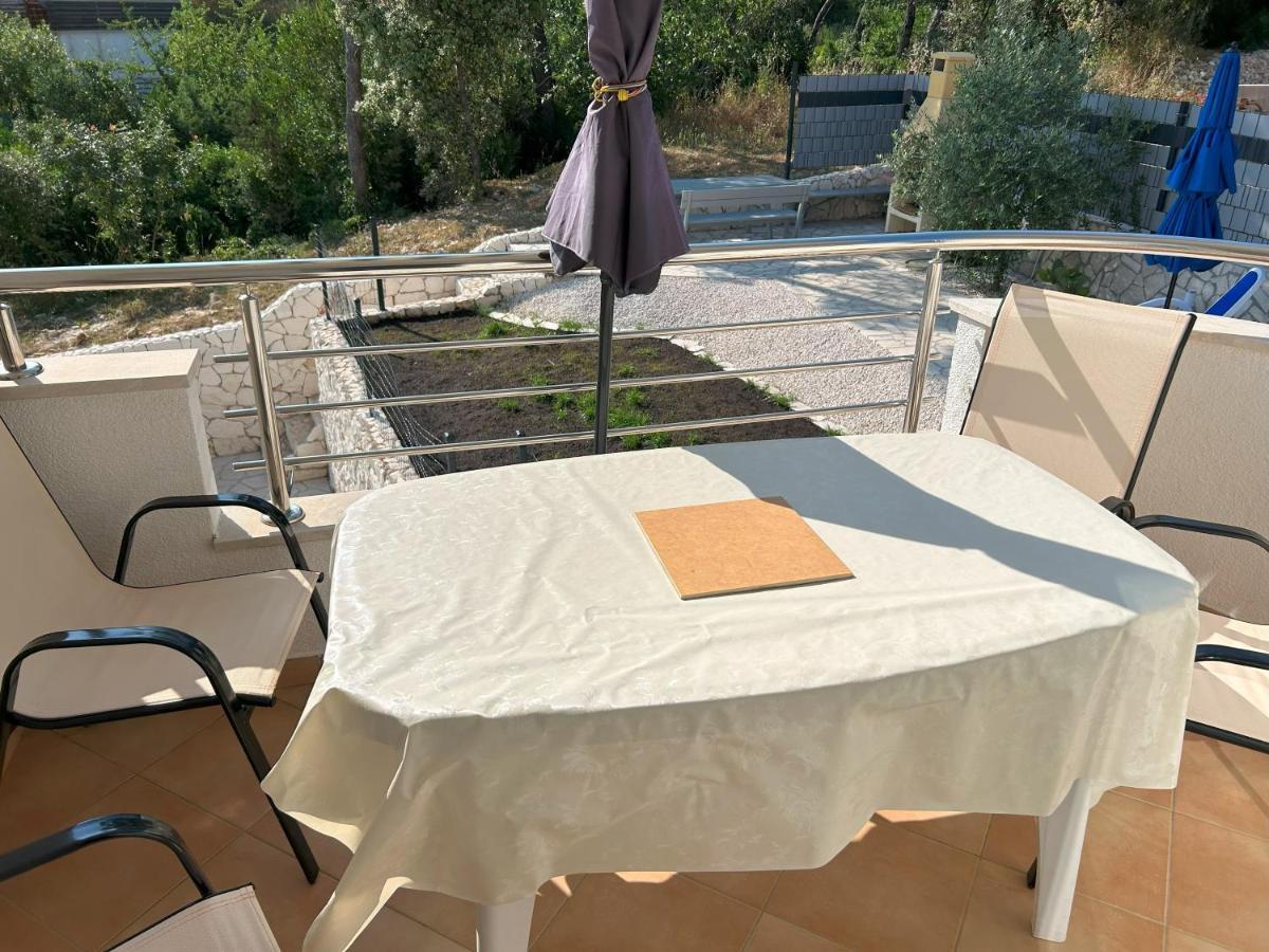 Apartments Antonella Trogir Bagian luar foto